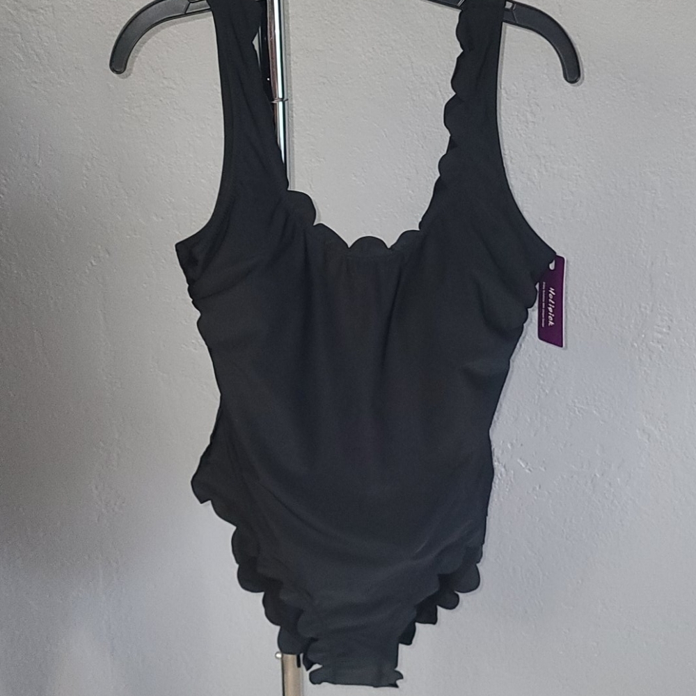 🆕 Holipick One Piece Scalloped Swimsuit